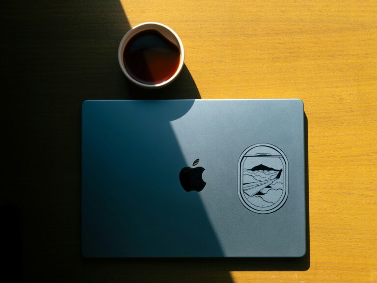 jumpcloud fears shadow it report research study