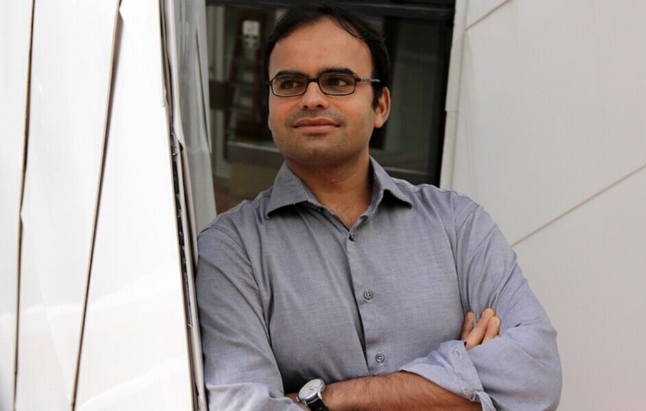 Dr. Devavrat Shah, Co-Founder & CEO of Ikigai Labs – Interview Series – Hobicode