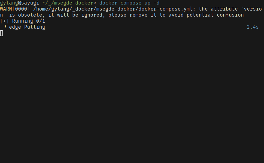 Menjalankan perintah docker compose up -d di terminal Linux