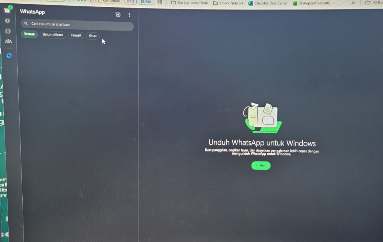 Tampilan WhatsApp Web Down Global dengan layar kosong