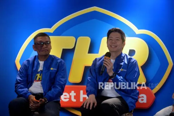 Promo THR tiket.com 2026 - Diskon 50% & Fitur DP Baru, Mudik Jadi Hemat! 3 Masyarakat melakukan early booking tiket pesawat dan kereta api