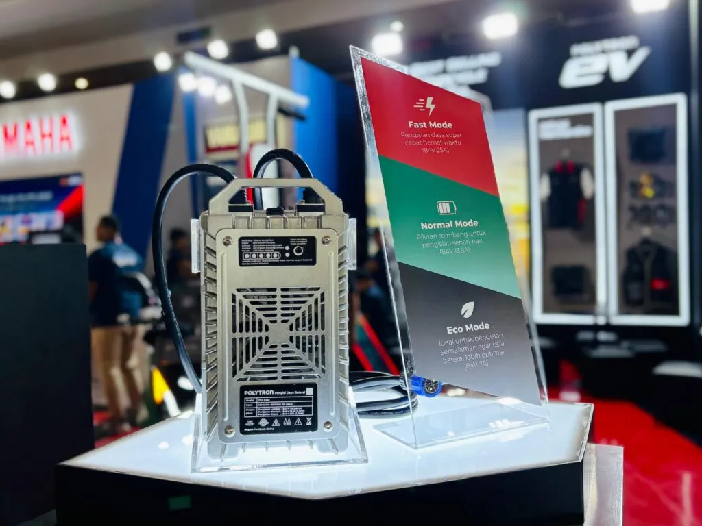 featured fast charging motor listrik polytron solusi aman j
