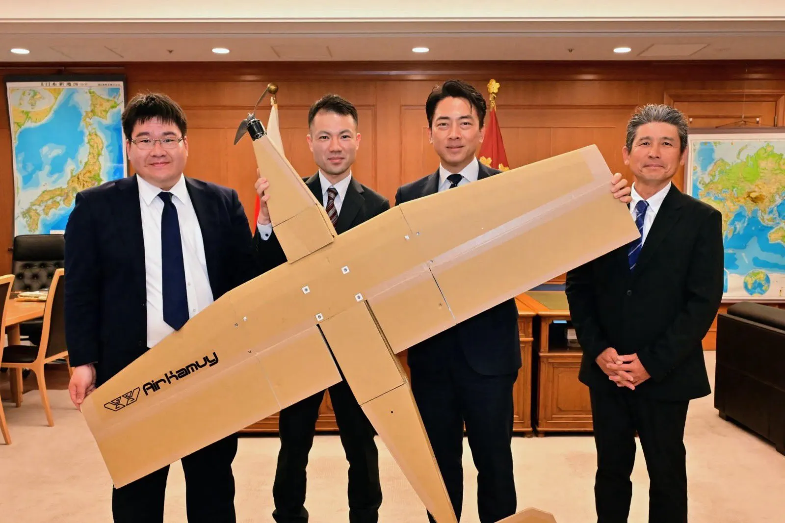 Perakitan drone AirKamuy 150 yang mudah dan cepat